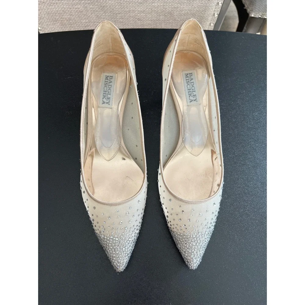 Badgley Mischka Women Ivory Satin Mesh Rhinestone Kitten Heel Pumps Size 8.5